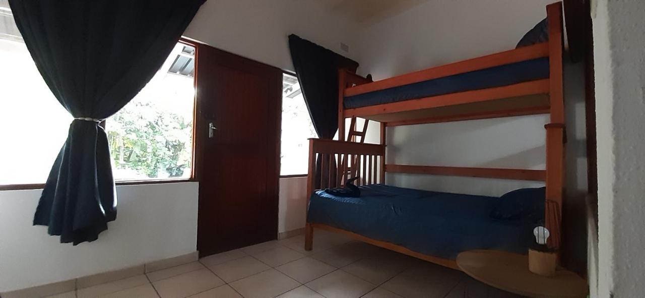 Appartement Happy House @ 16 à Saint Lucia Estuary Extérieur photo
